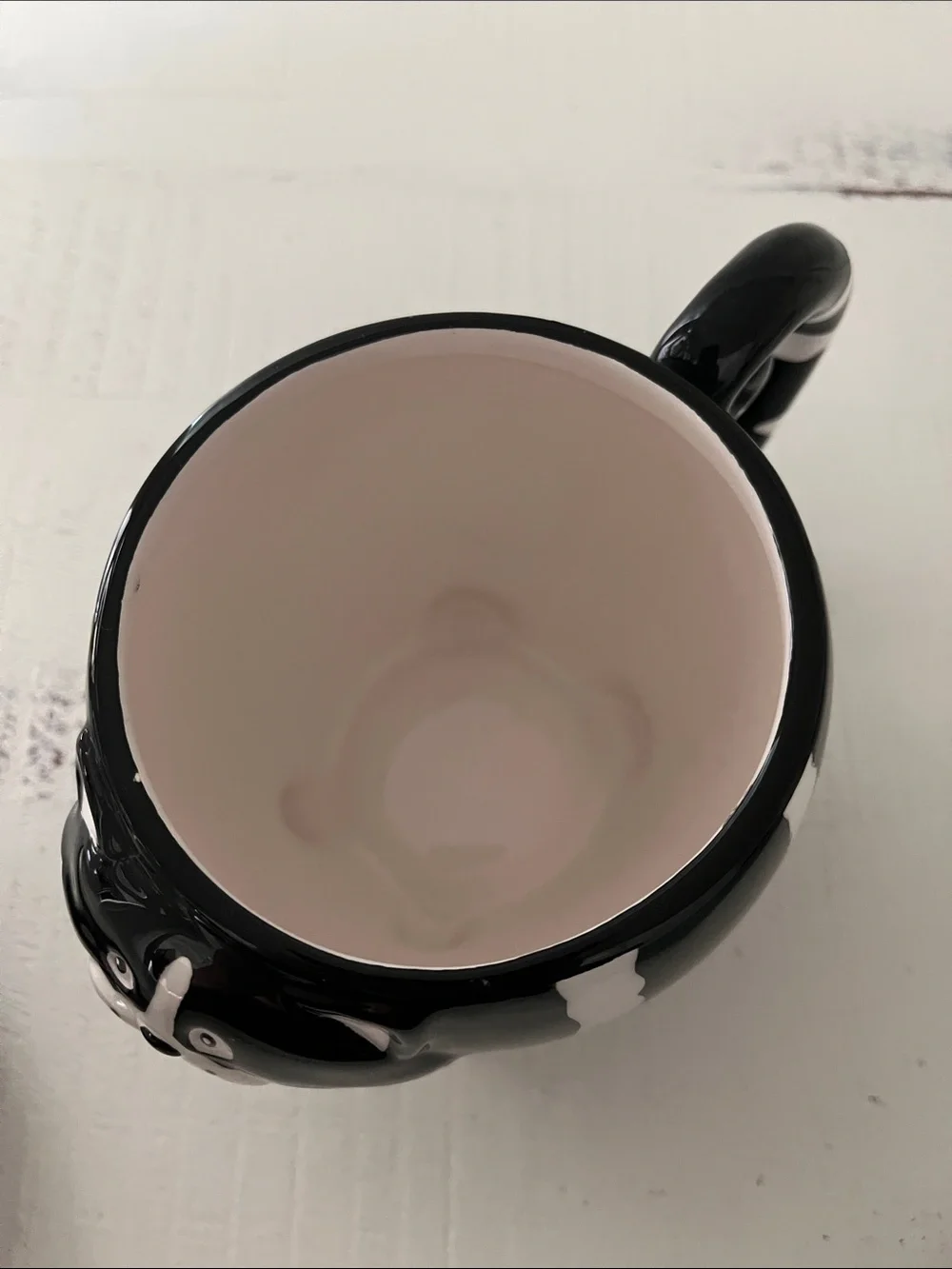Pier 1 Imports Chubby Cat 3D Mug Black White Hand Painted Dolomite Tail Handle